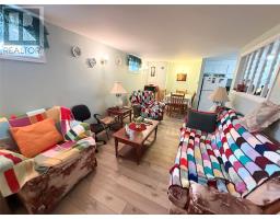 5 Brook's Avenue thumbnail 18