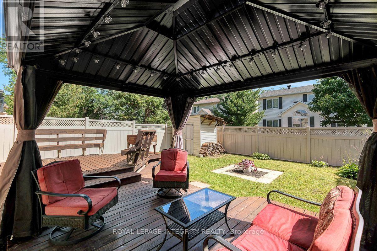 390 OAKLAWN CRESCENT - Image 44