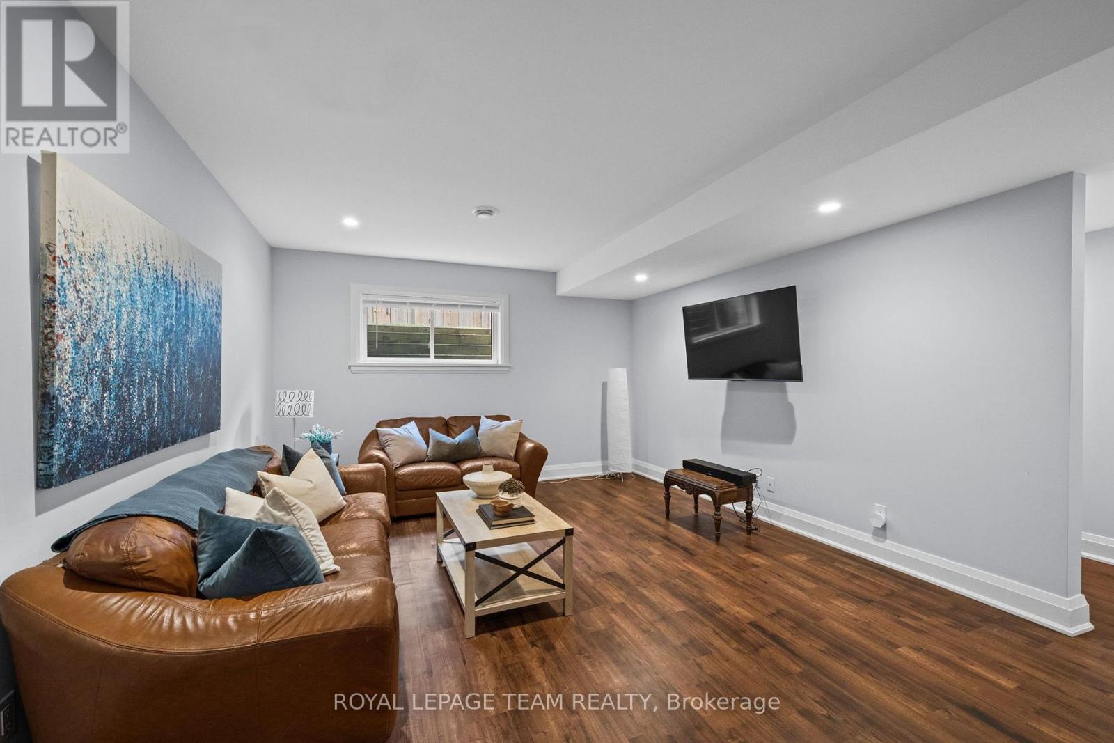 77 JUANITA AVENUE - Image 28