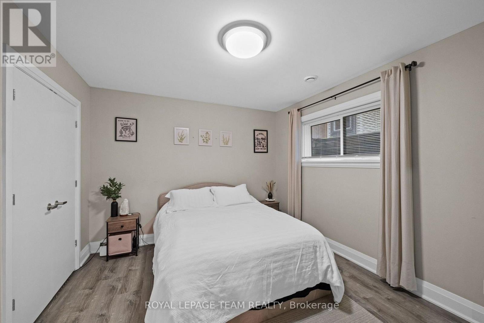 77 JUANITA AVENUE - Image 37