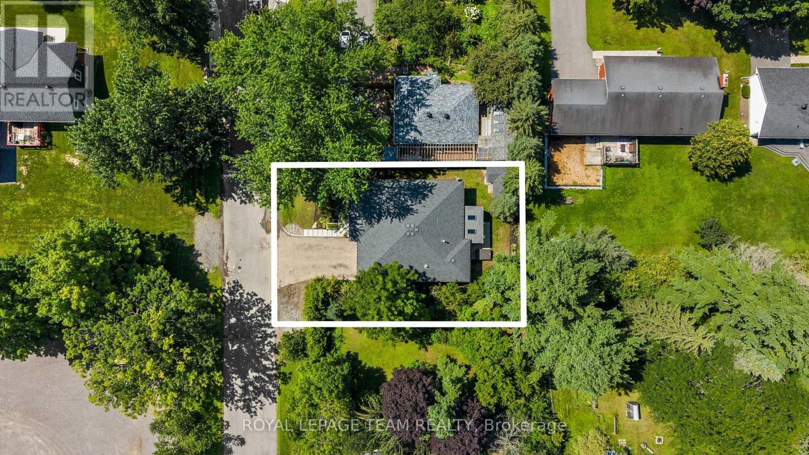 77 JUANITA AVENUE - Image 48