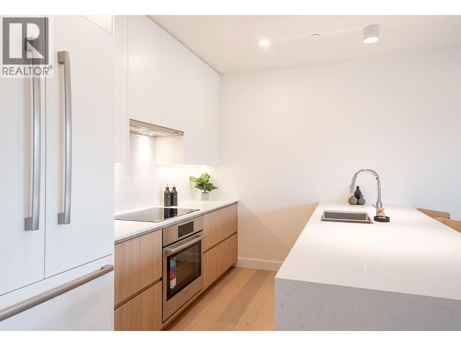 3111 Coursier Avenue, Revelstoke