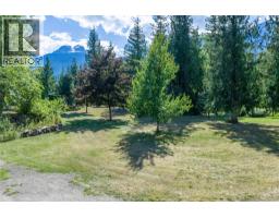 1808 Northview Drive, Revelstoke, BC V0E2S1 Photo 11