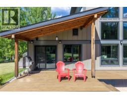 1808 Northview Drive, Revelstoke, BC V0E2S1 Photo 13