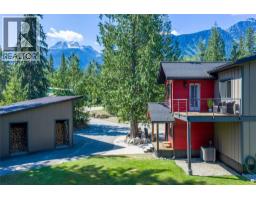 1808 Northview Drive, Revelstoke, BC V0E2S1 Photo 49