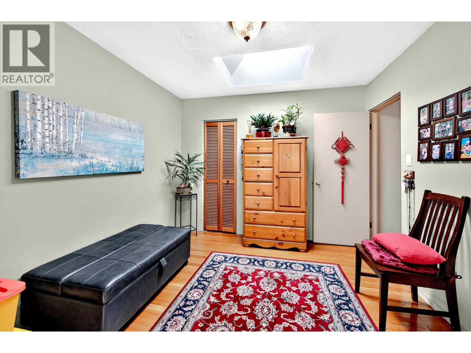 792 Munro Street - Image 21