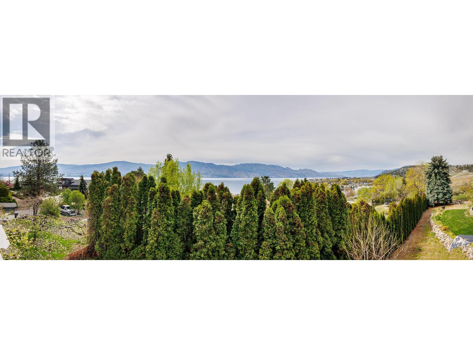  1185 Sunnyside Road, West Kelowna