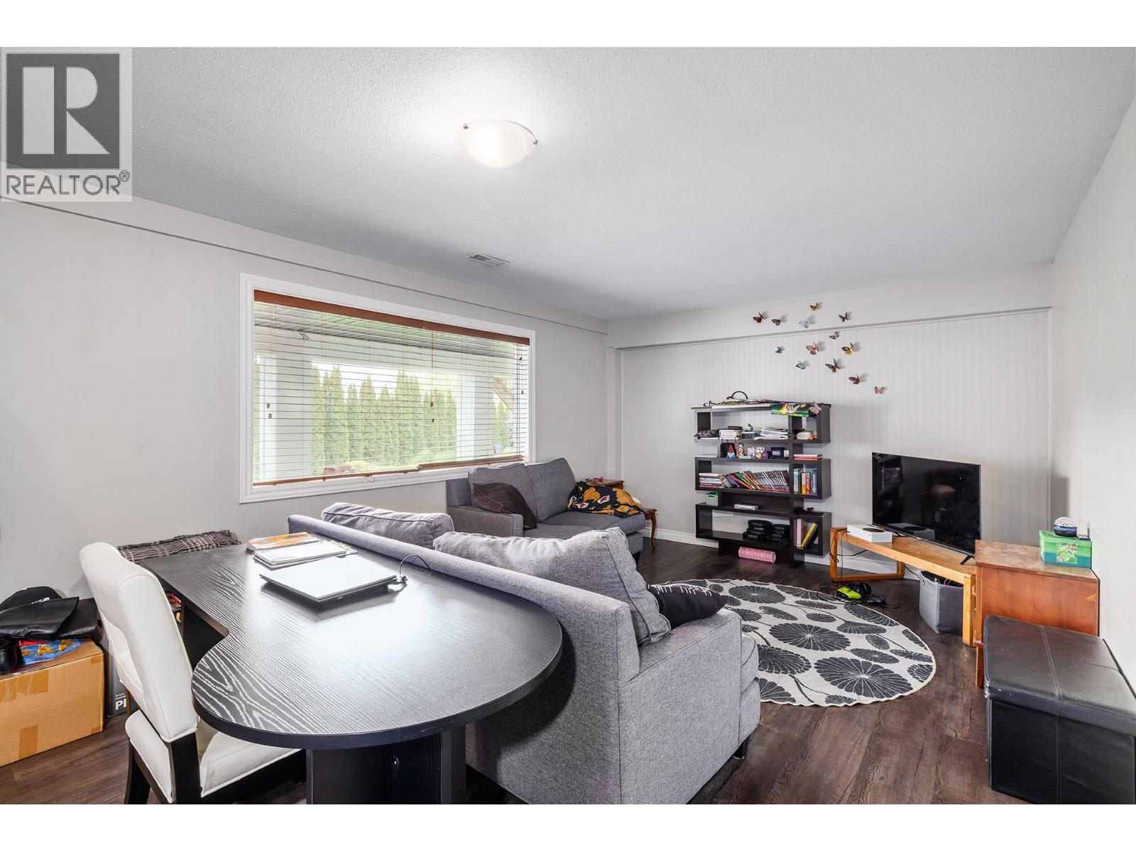  1185 Sunnyside Road, West Kelowna