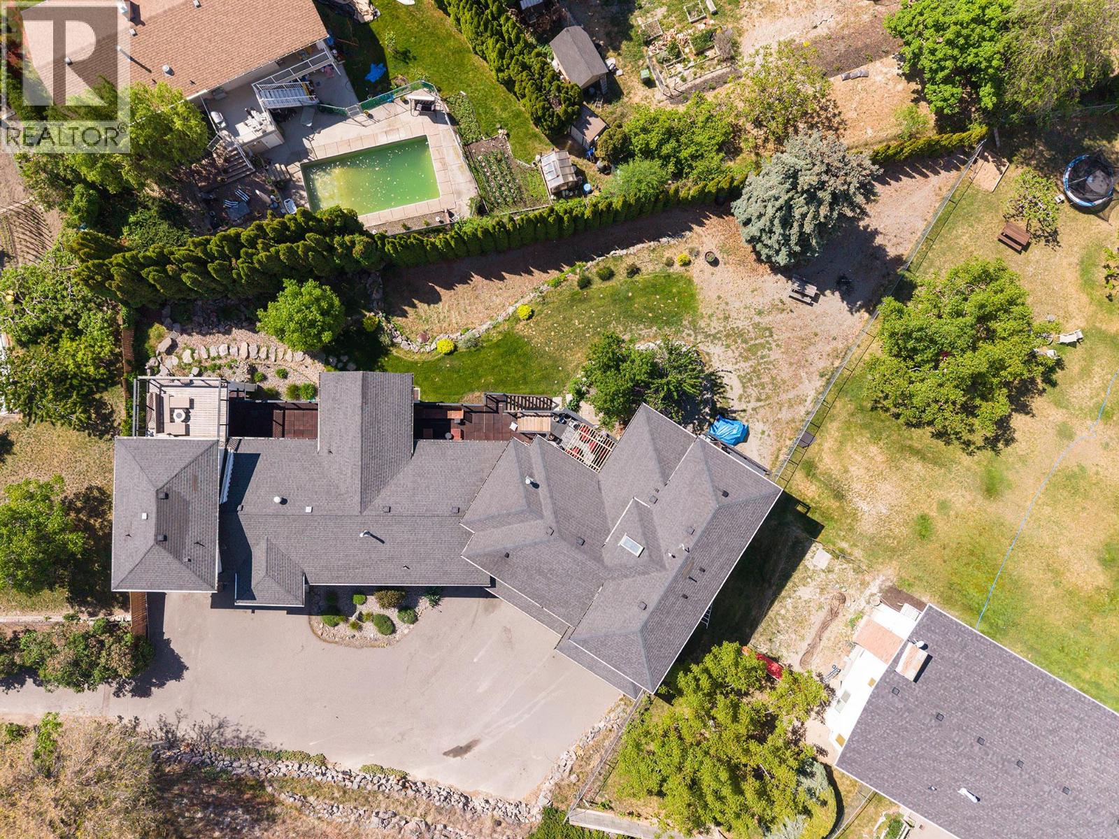  1185 Sunnyside Road, West Kelowna