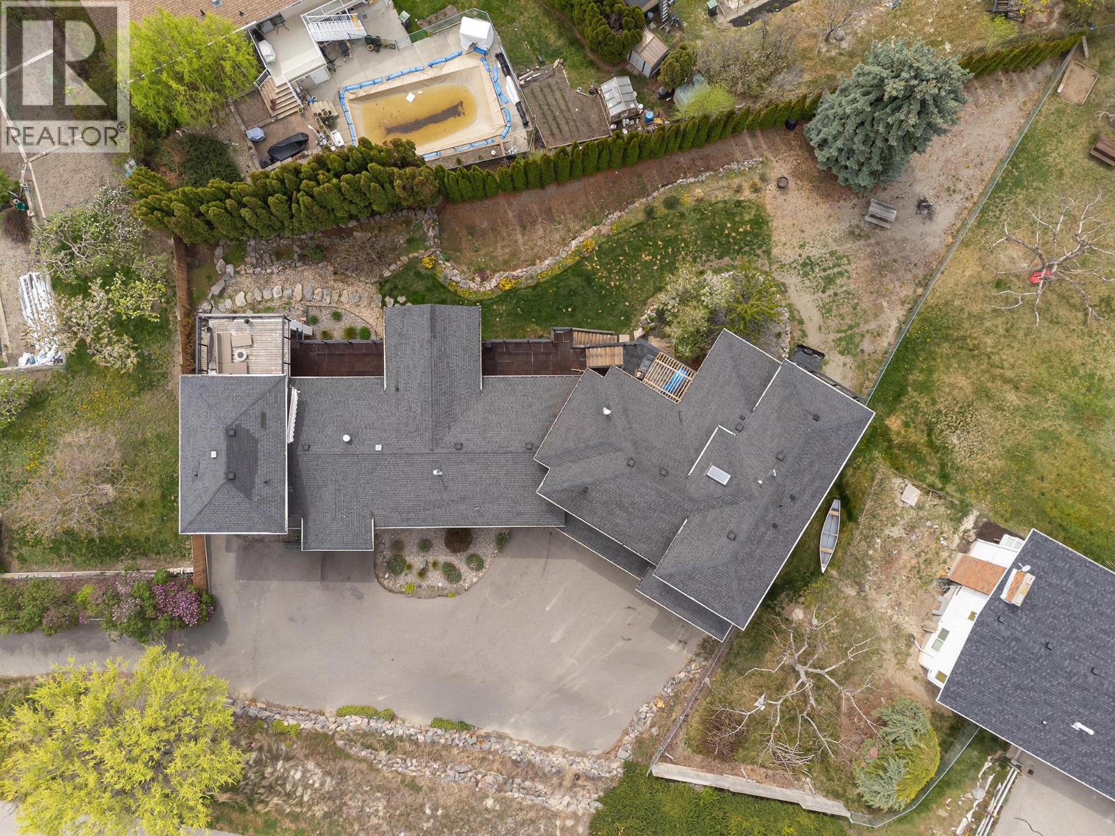  1185 Sunnyside Road, West Kelowna