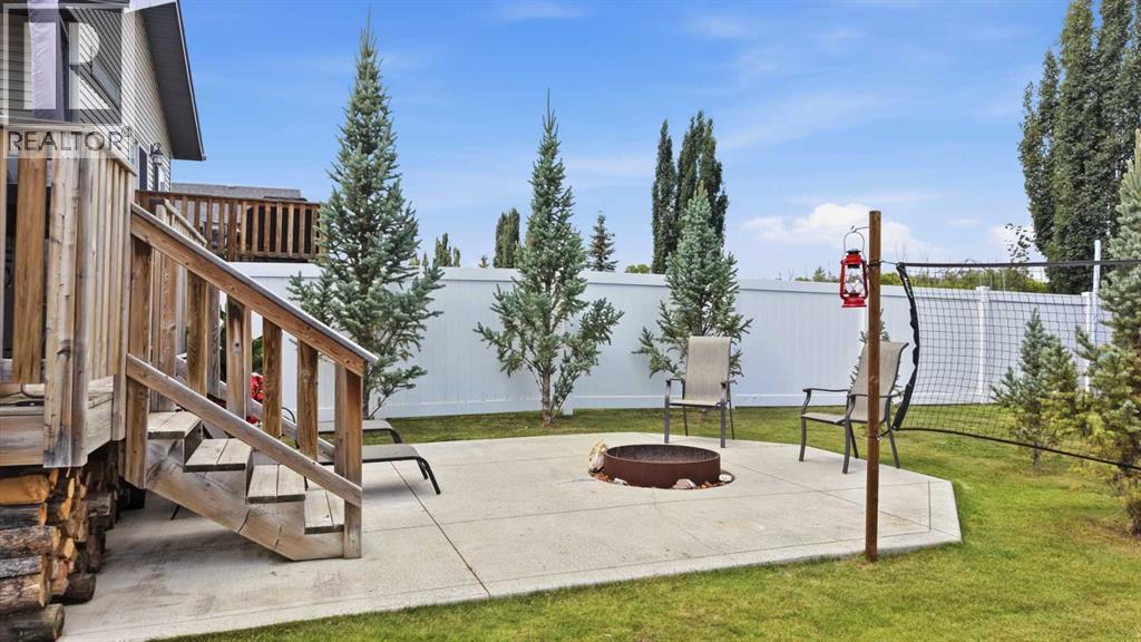 64 Henderson Crescent - 36