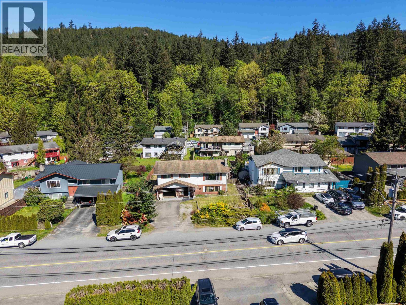 38319 WESTWAY AVENUE, Squamish