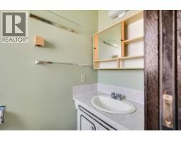 38319 Westway Avenue, Squamish, BC V8B0W6 Photo 18