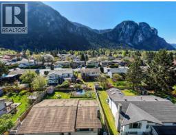 38319 Westway Avenue, Squamish, BC V8B0W6 Photo 30