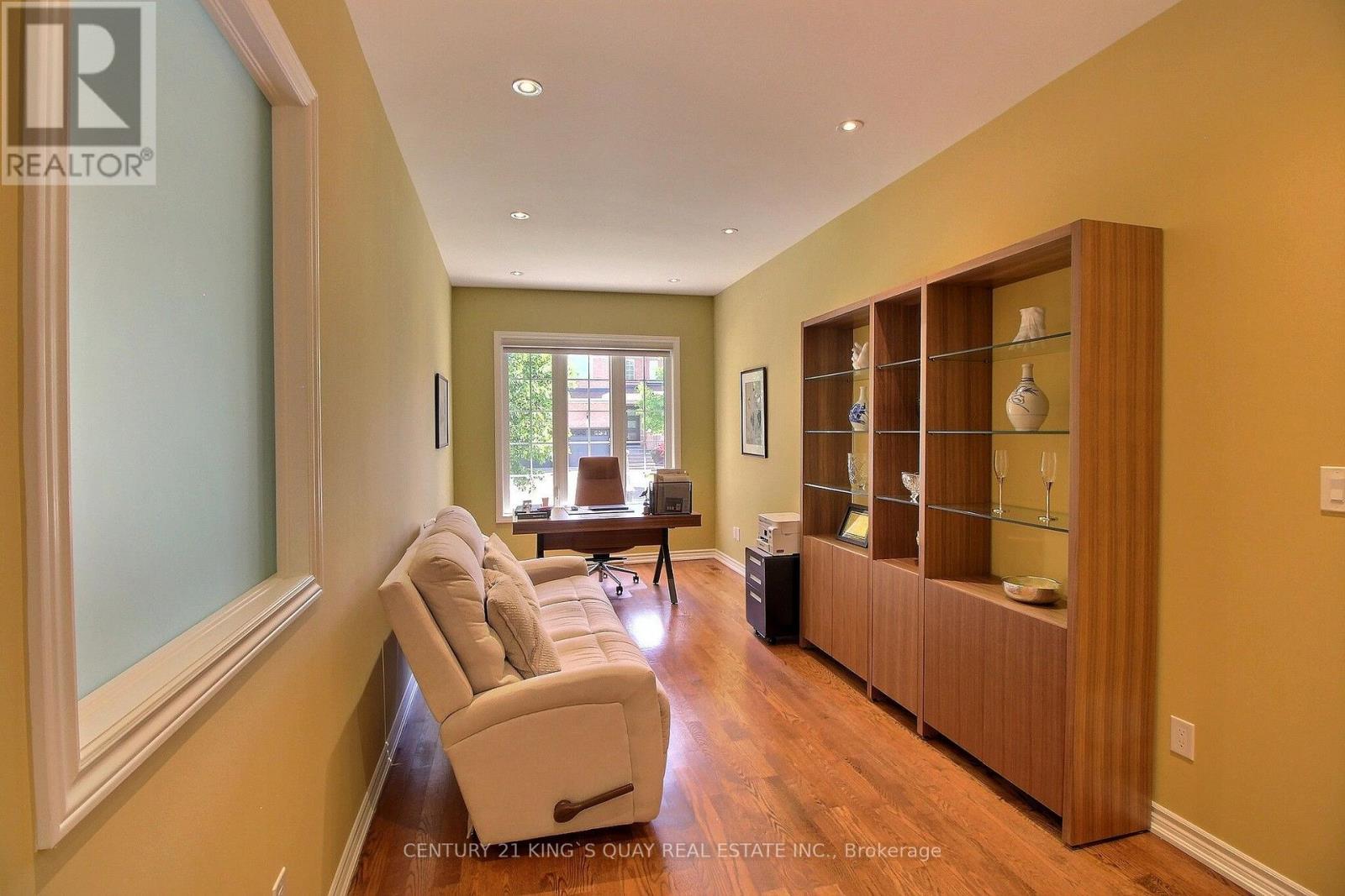 10 COAKWELL DRIVE - 8