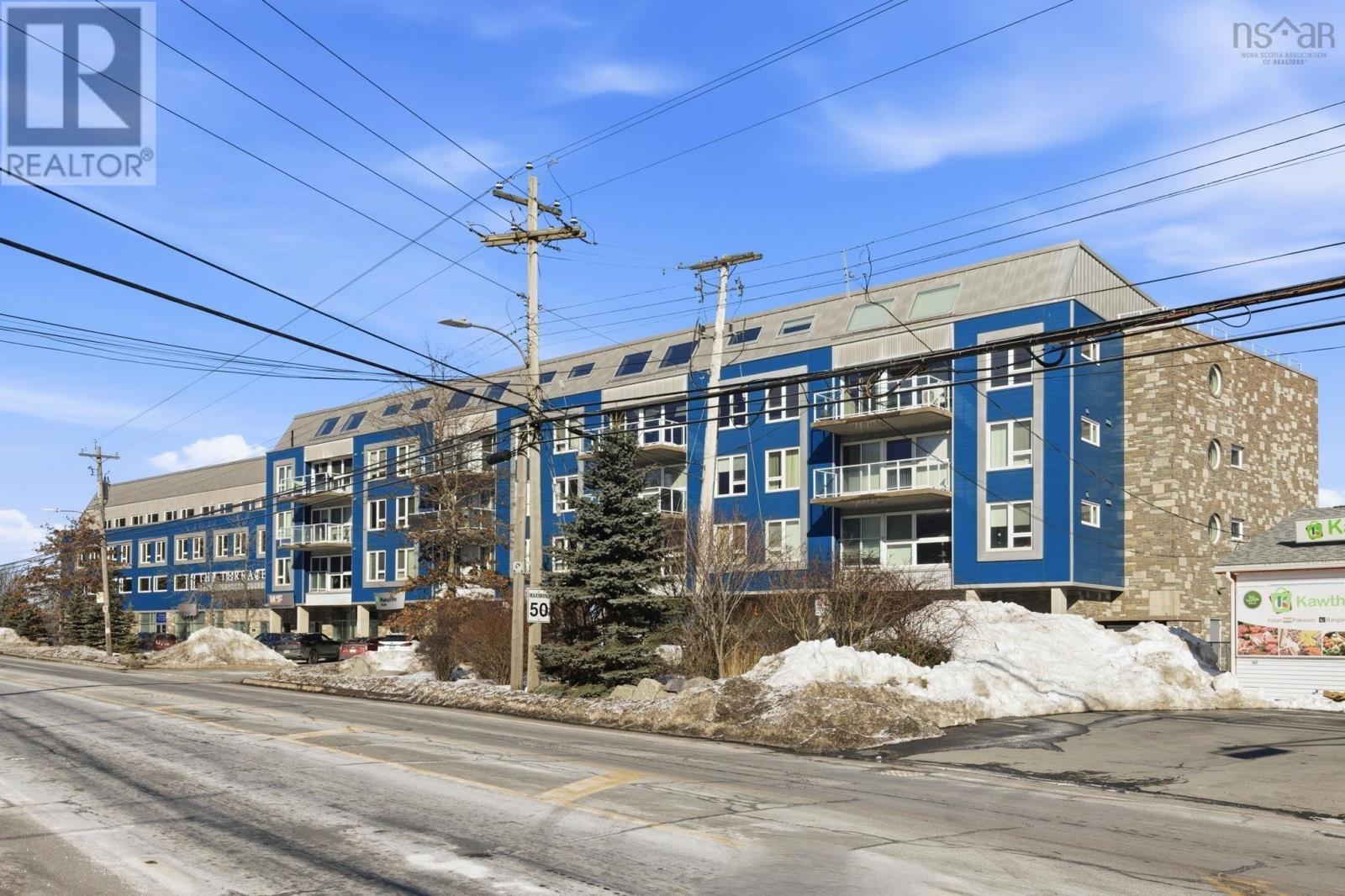 #304 647 Bedford Highway - 33