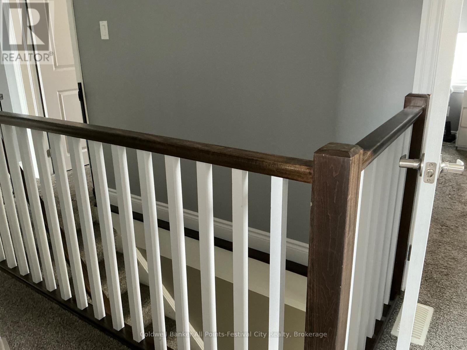 43 MADDISON STREET E - Image 22