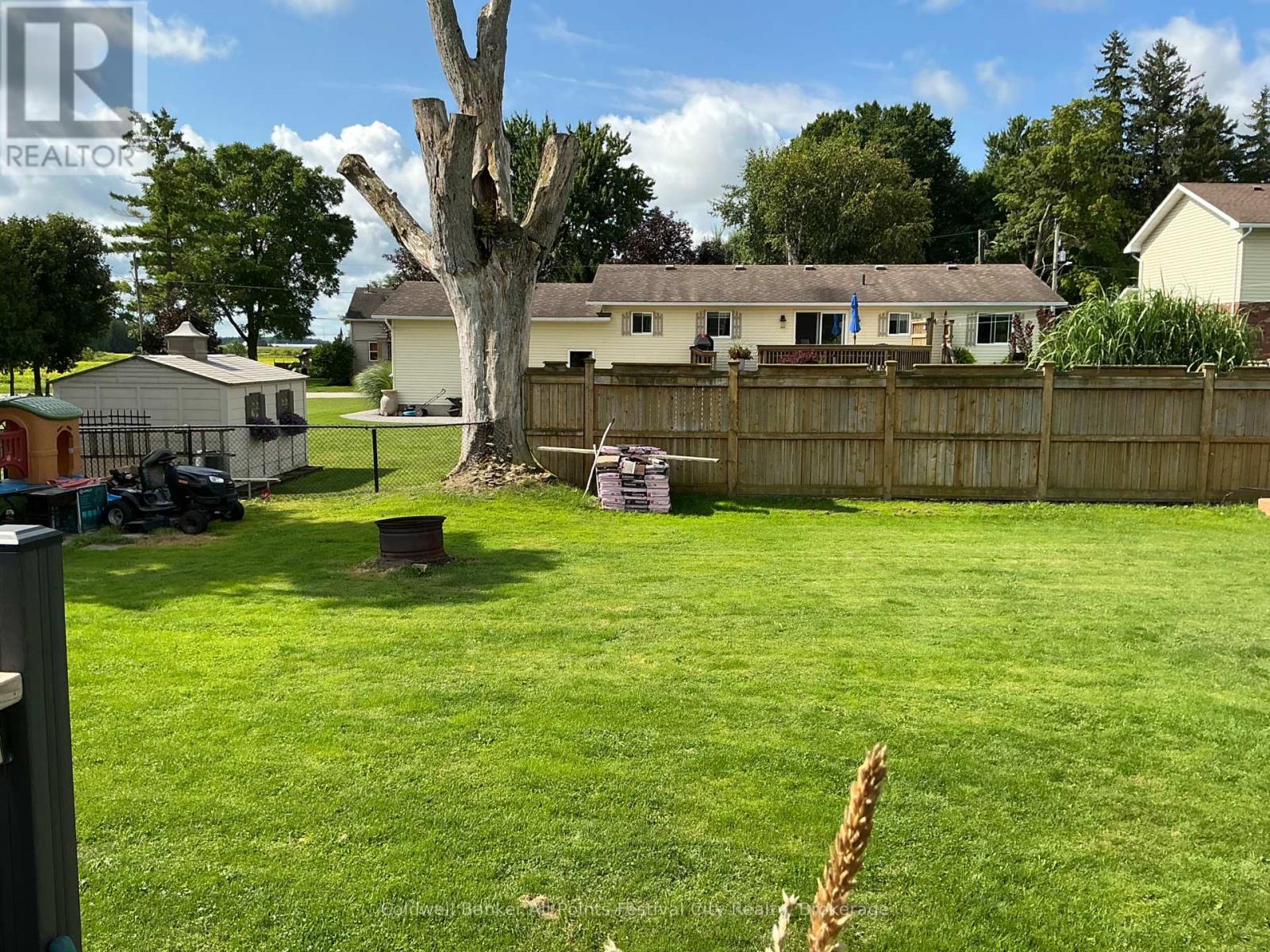 43 MADDISON STREET E - Image 34