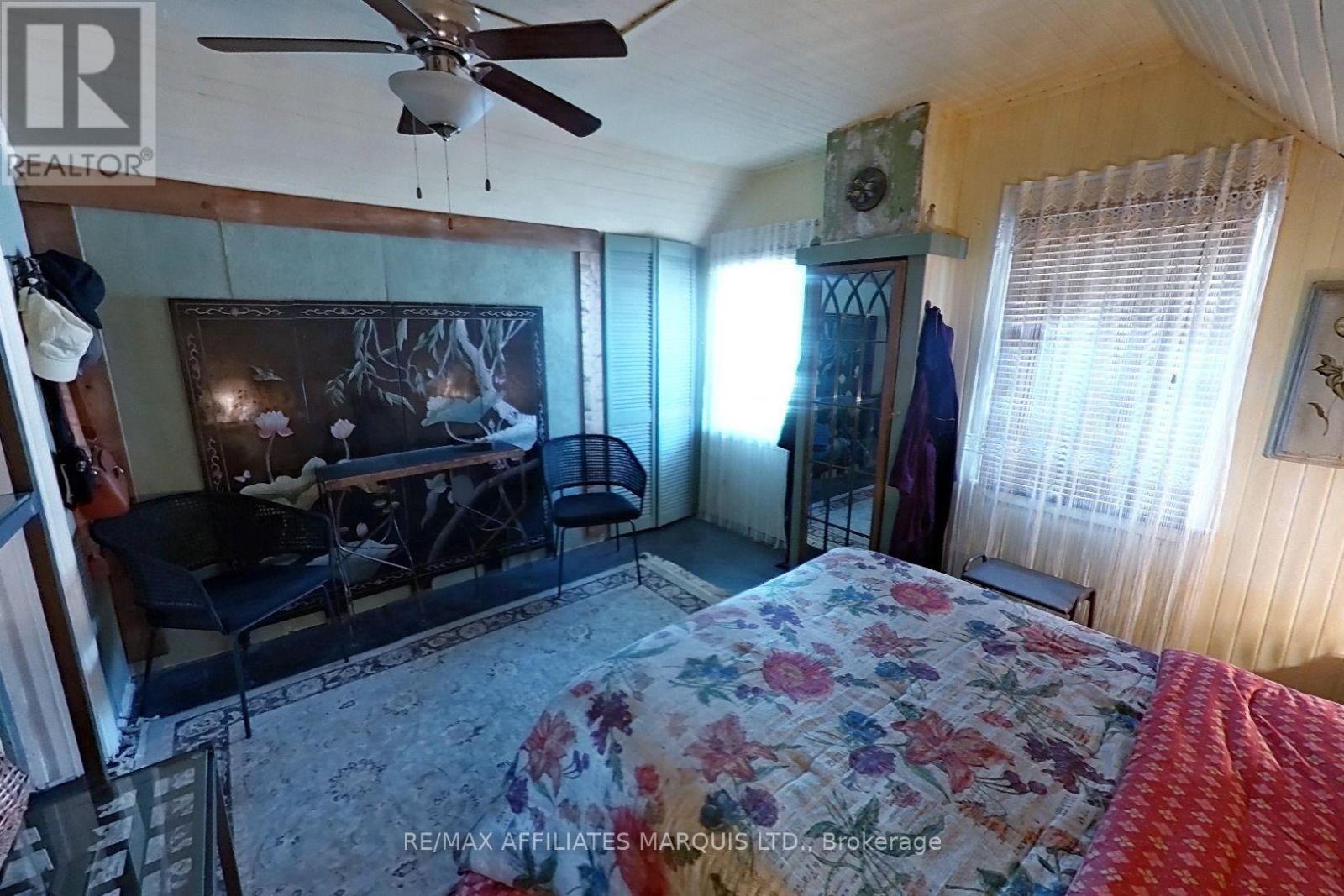 521 BURTON AVENUE - Image 16