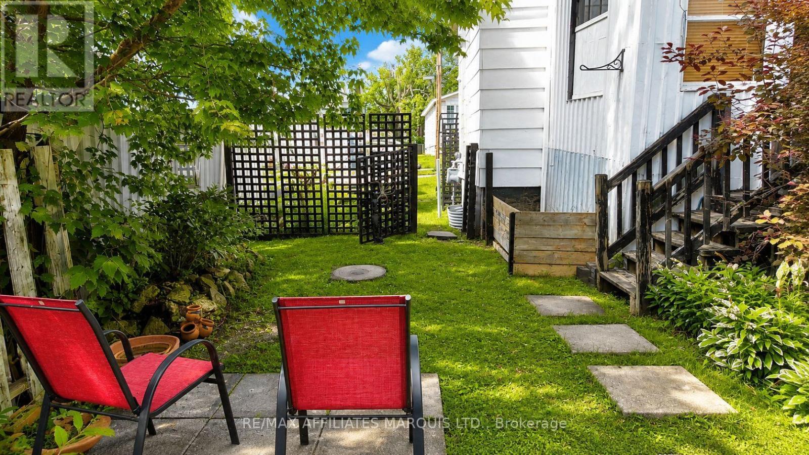 521 BURTON AVENUE - Image 3