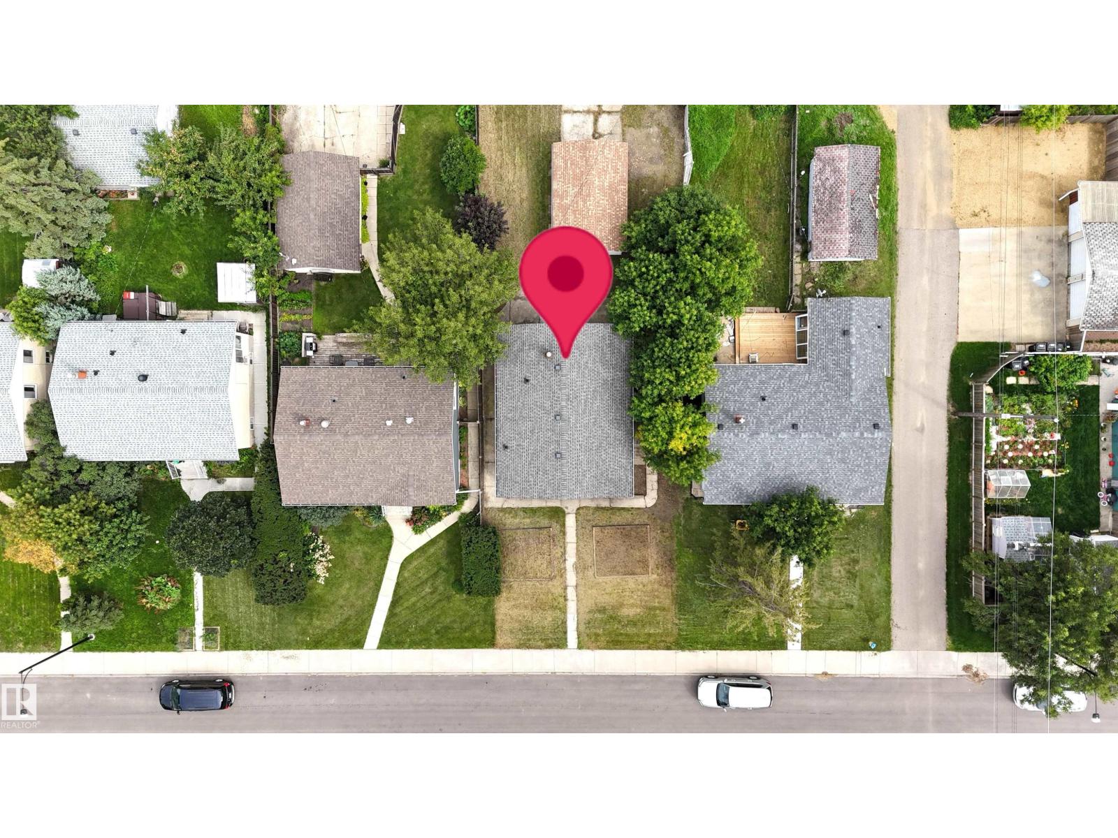 7311 77 ST NW - 2