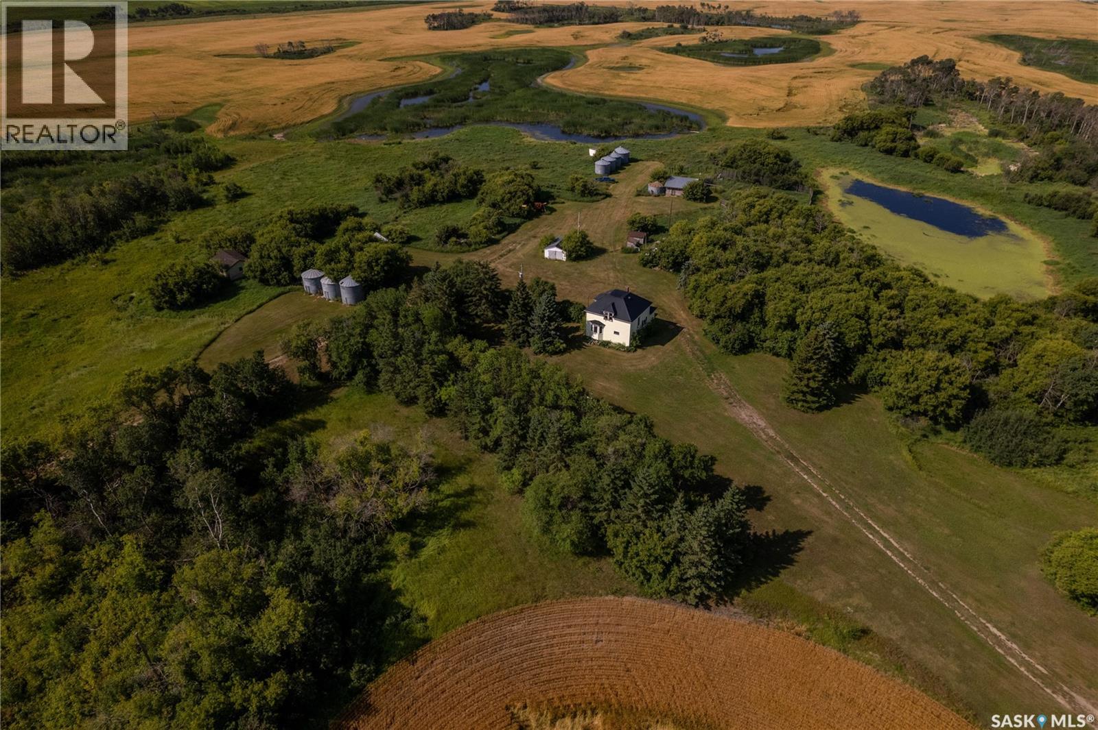 Bomberak Acreage - Image 46