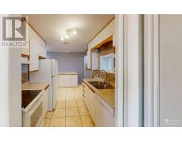 2 Benson Place thumbnail 9