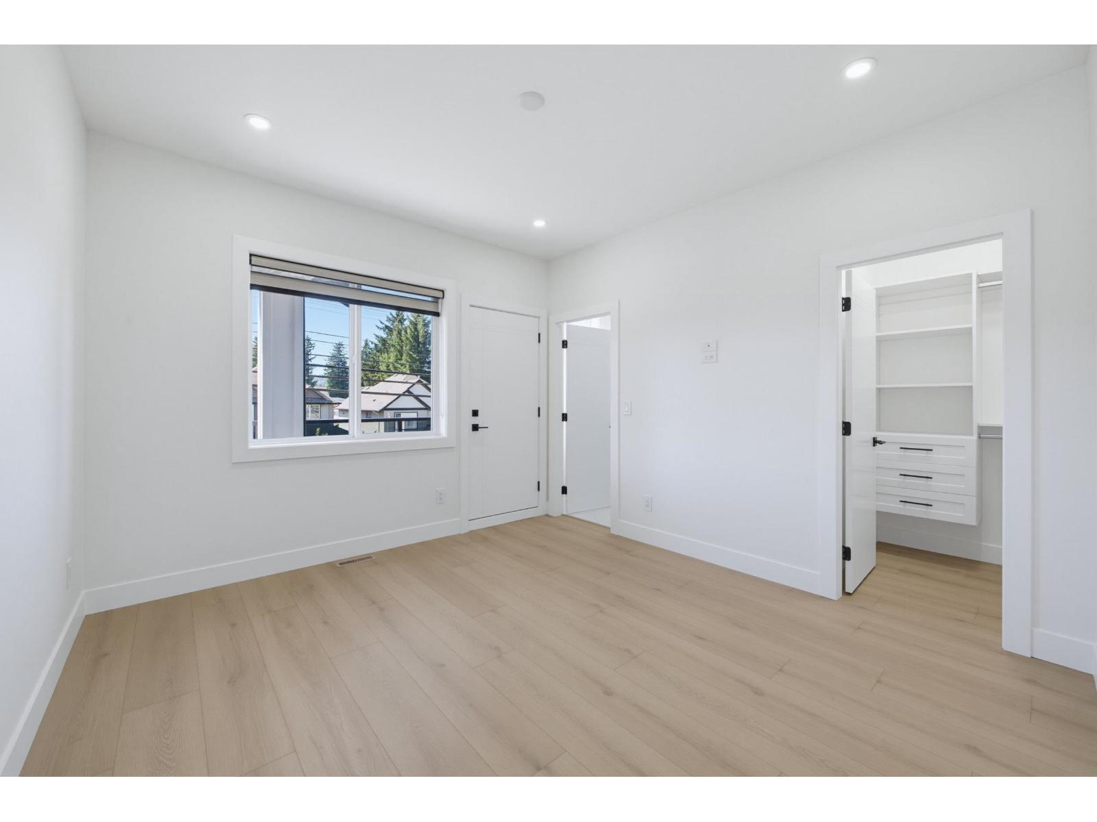 8524 CEDAR STREET, Mission