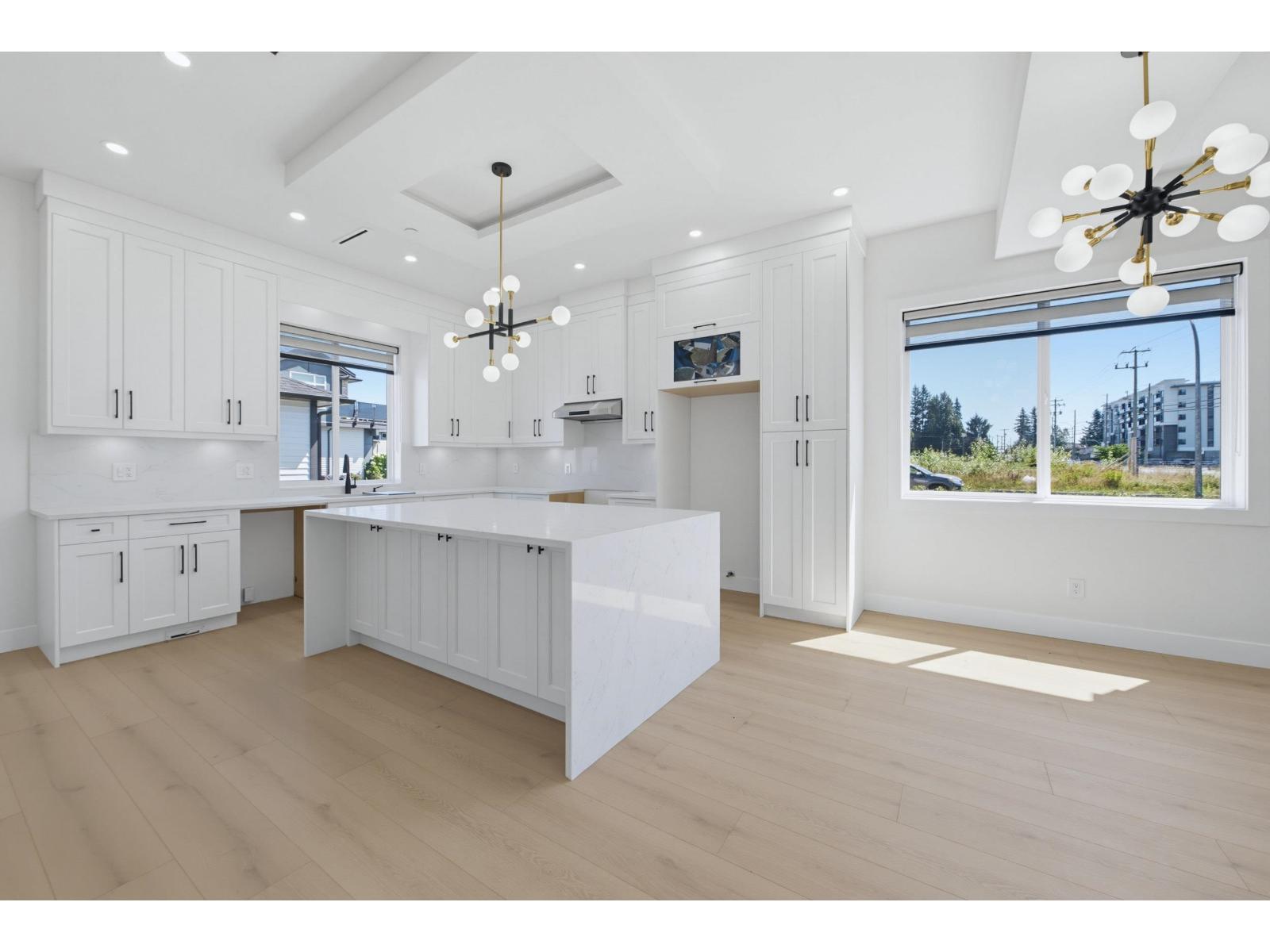 8524 CEDAR STREET, Mission