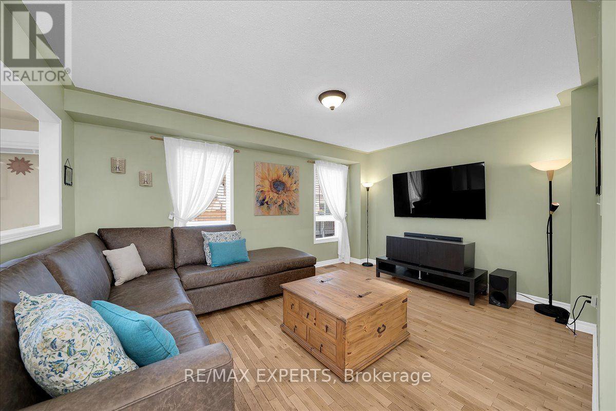 64 KNOLL HAVEN CIRCLE - 17