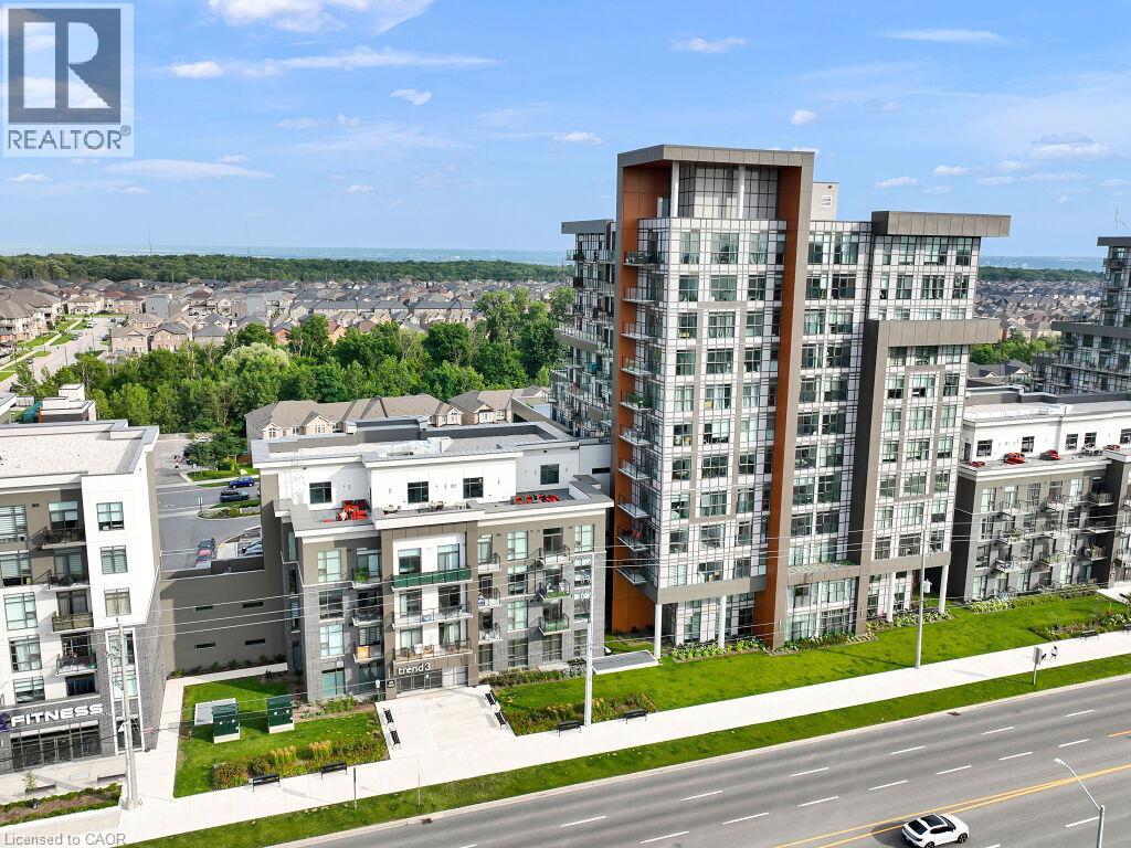 #812 470 DUNDAS Street E - 2
