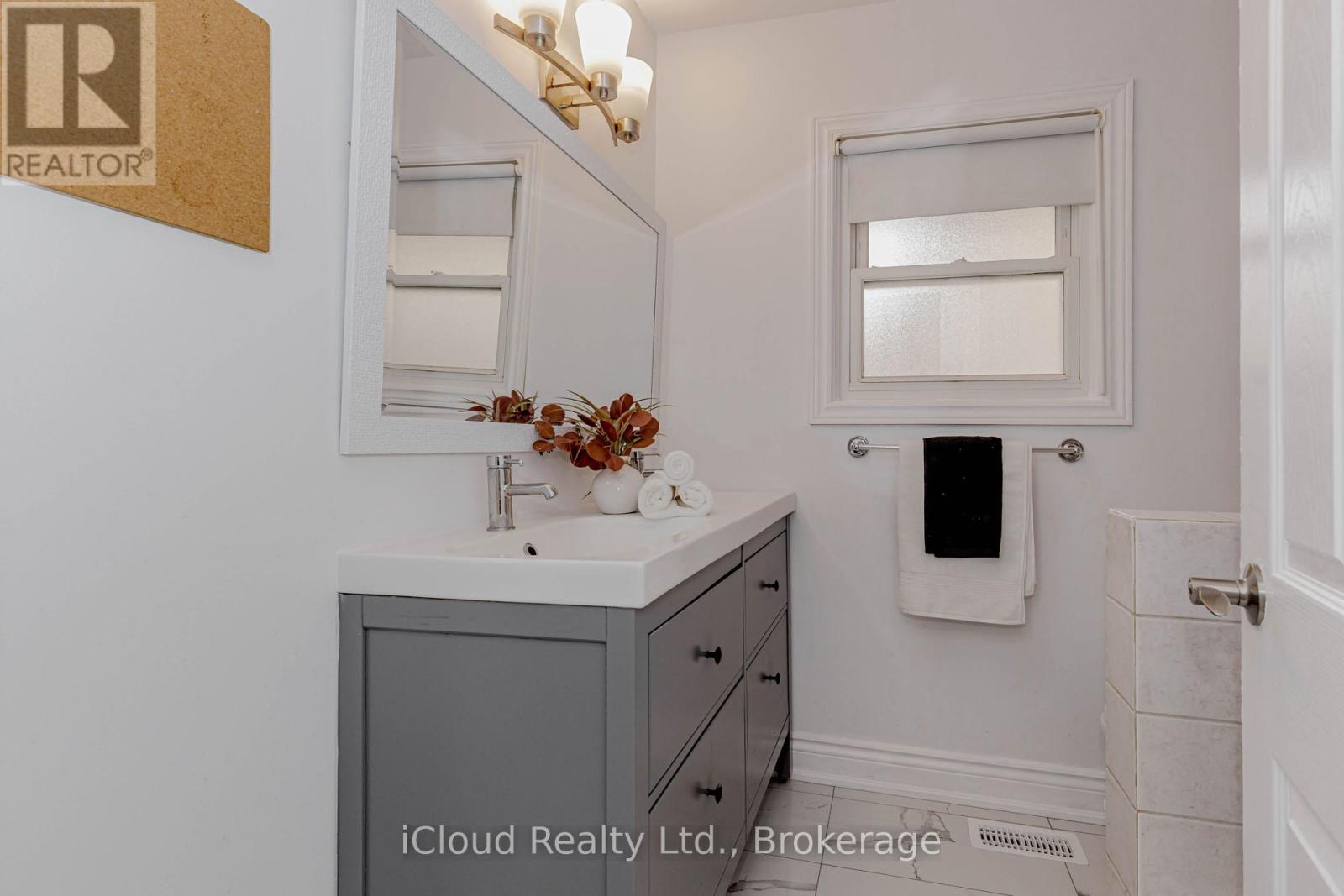 28 HOFFMAN STREET - Image 29
