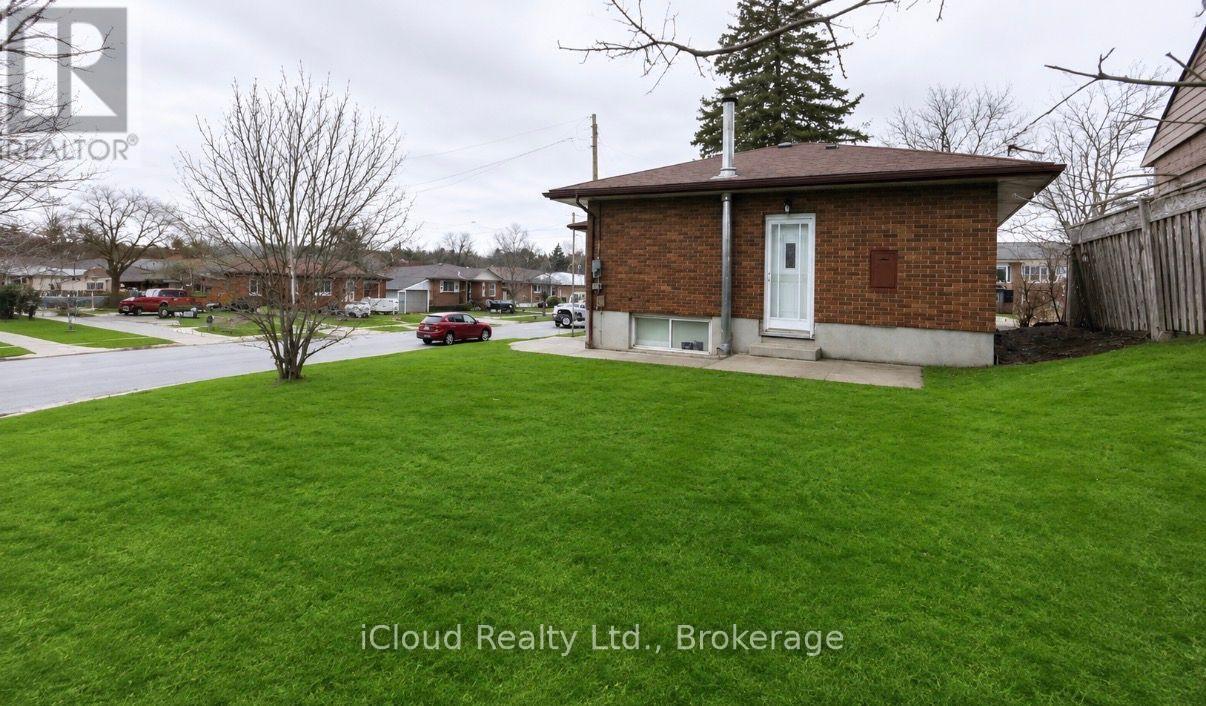 28 HOFFMAN STREET - 46