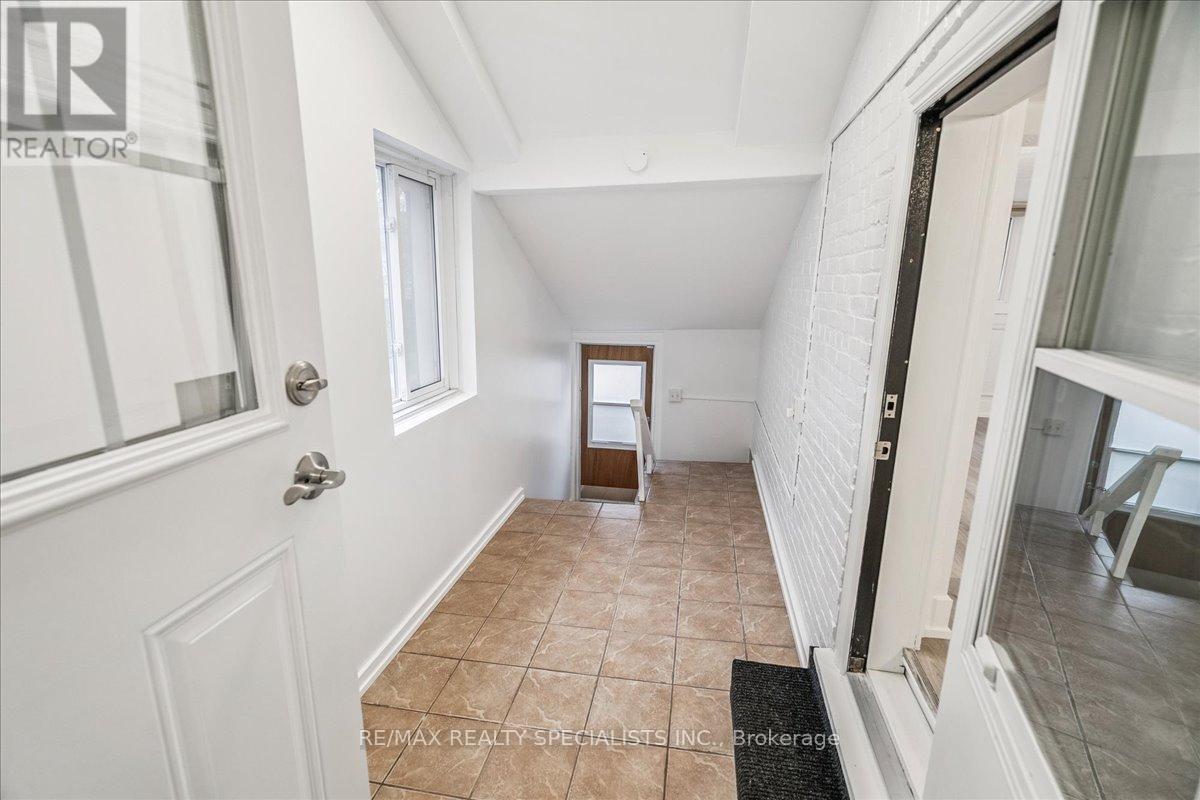 183 MARKET STREET - Image 28