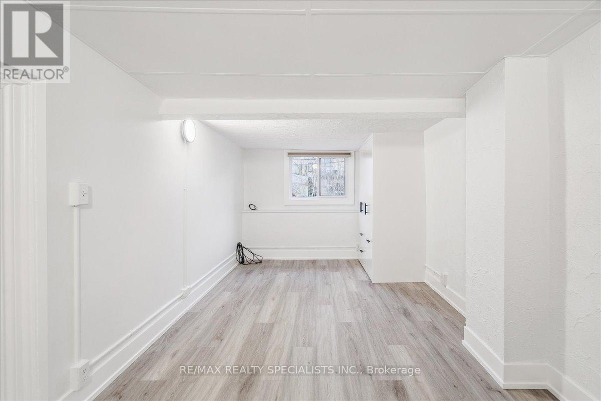 183 MARKET STREET - Image 30