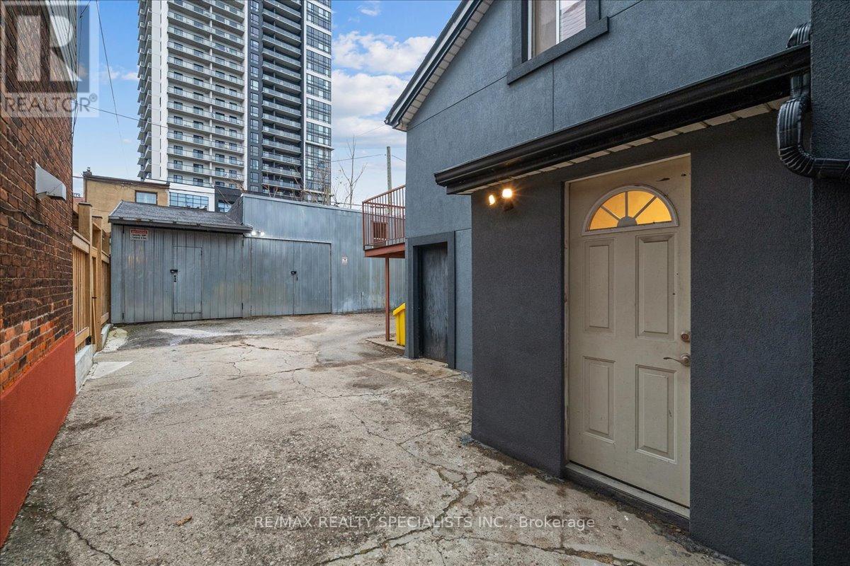 183 MARKET STREET - Image 36