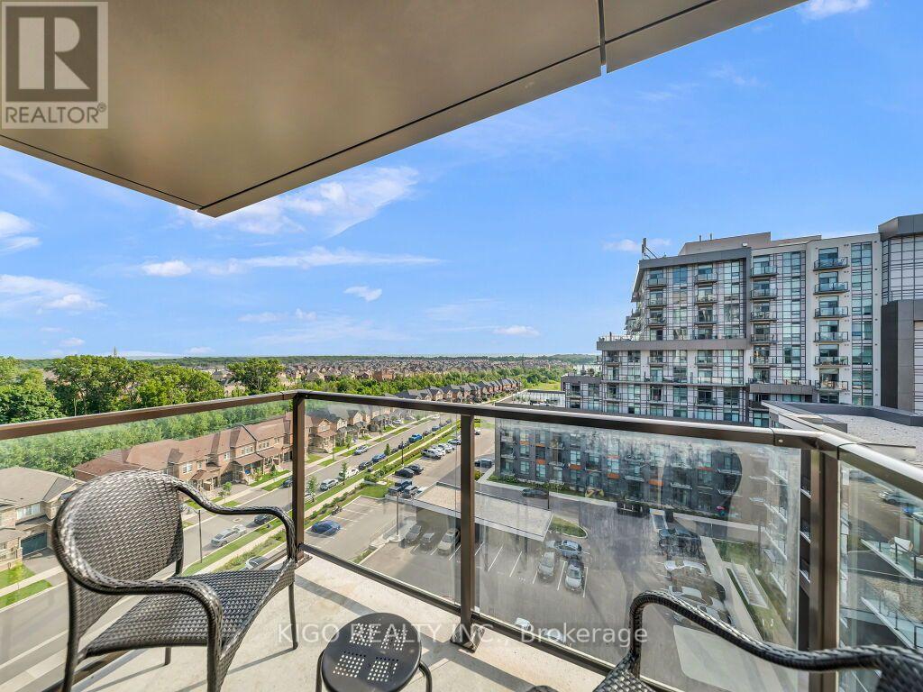 #812 470 DUNDAS STREET S - 24
