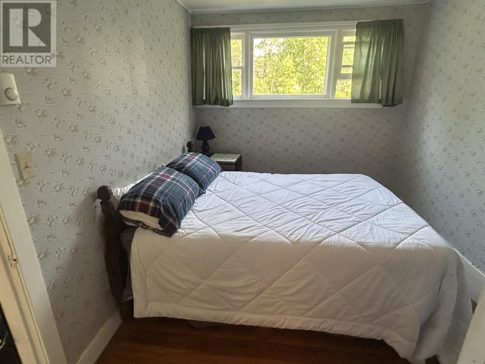 5591 DUNDEE Road - Image 17