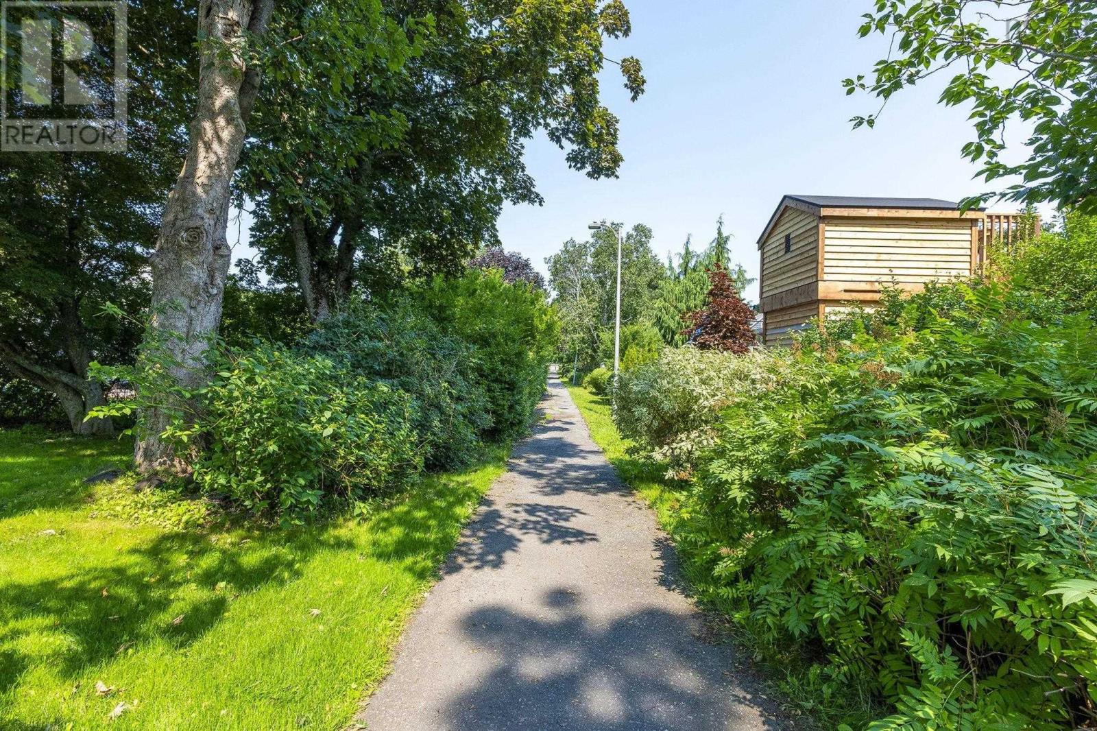 Property 37 of 45 of 2821 Ralph Devlin Drive