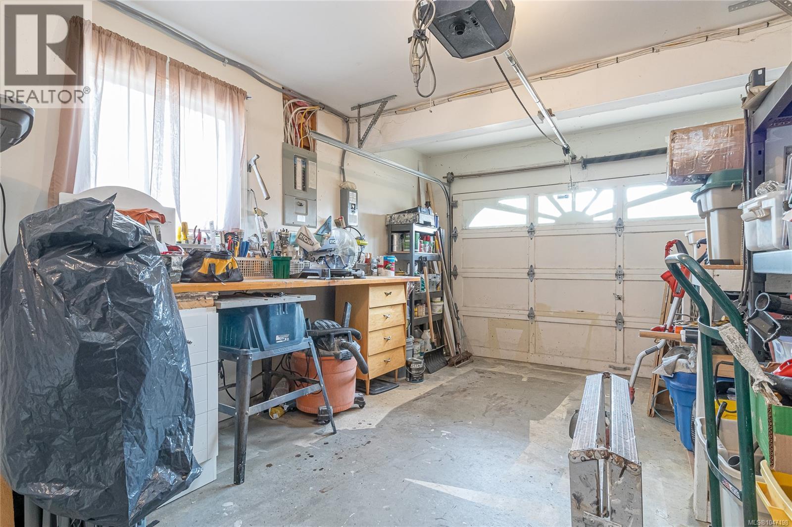 5208 Kaitlyns Way - Image 49