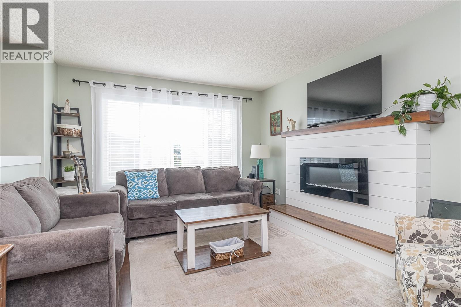 5208 Kaitlyns Way - Image 6