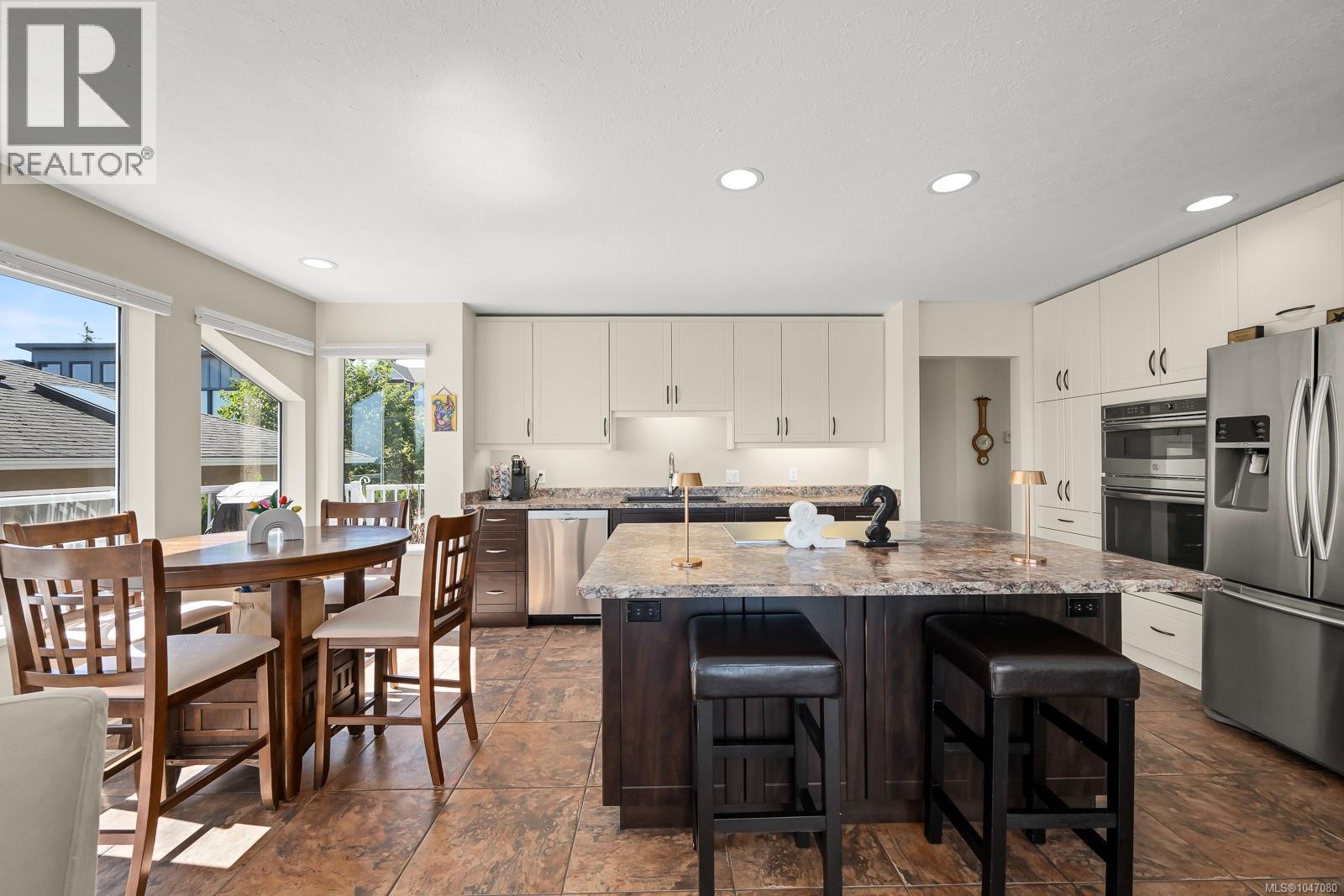 757 Bowen Dr - Image 25
