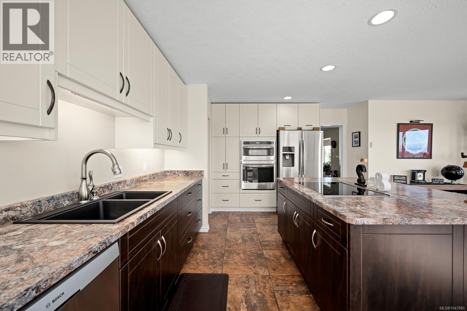 757 Bowen Dr - 22