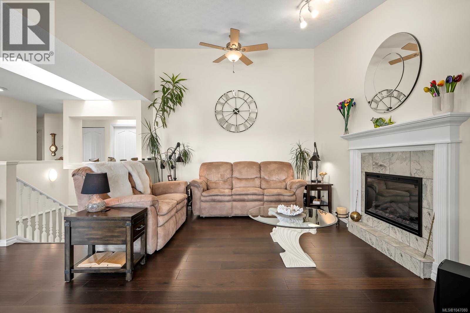 757 Bowen Dr - Image 33