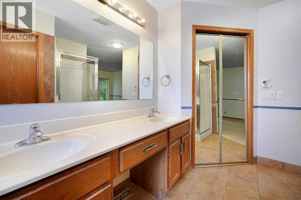 23 Edelweiss Drive NW - 26