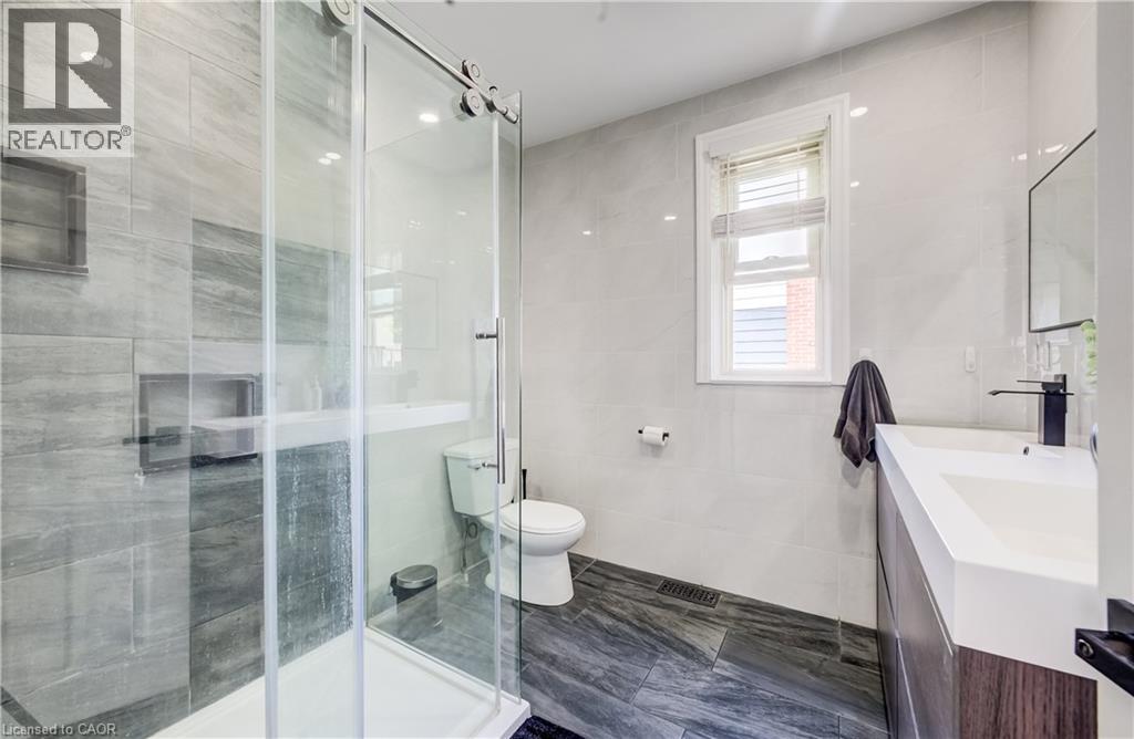 34 ST CLAIR Avenue - 16