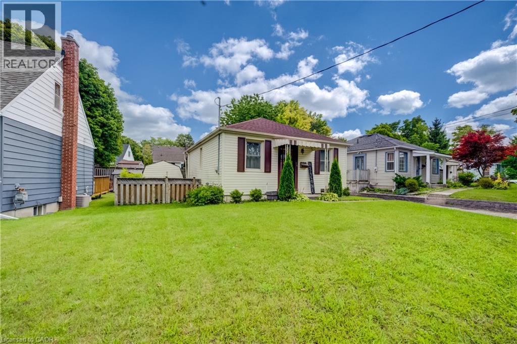 34 ST CLAIR Avenue - 3