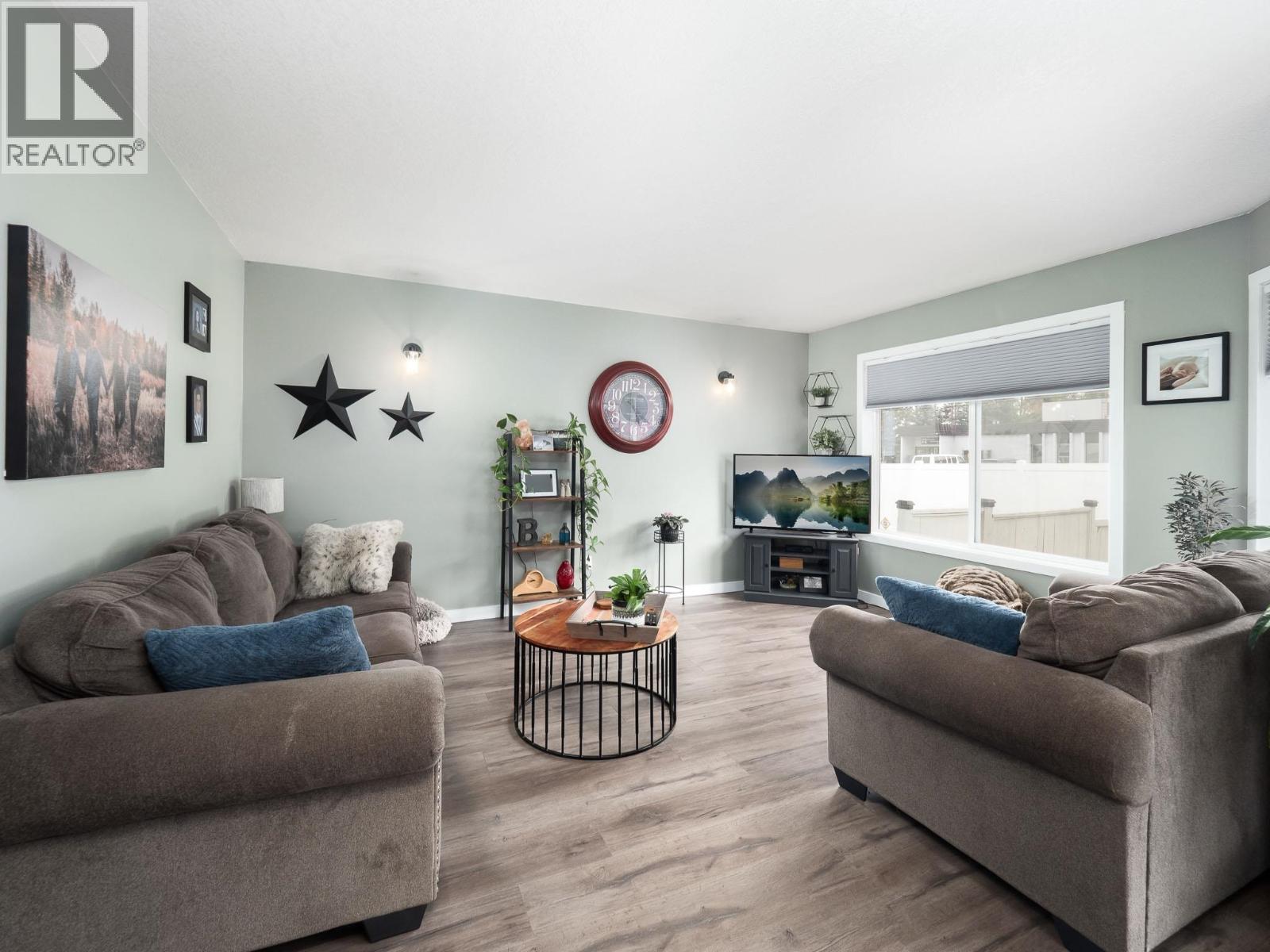 #102 7180 ST LAWRENCE AVENUE - 16