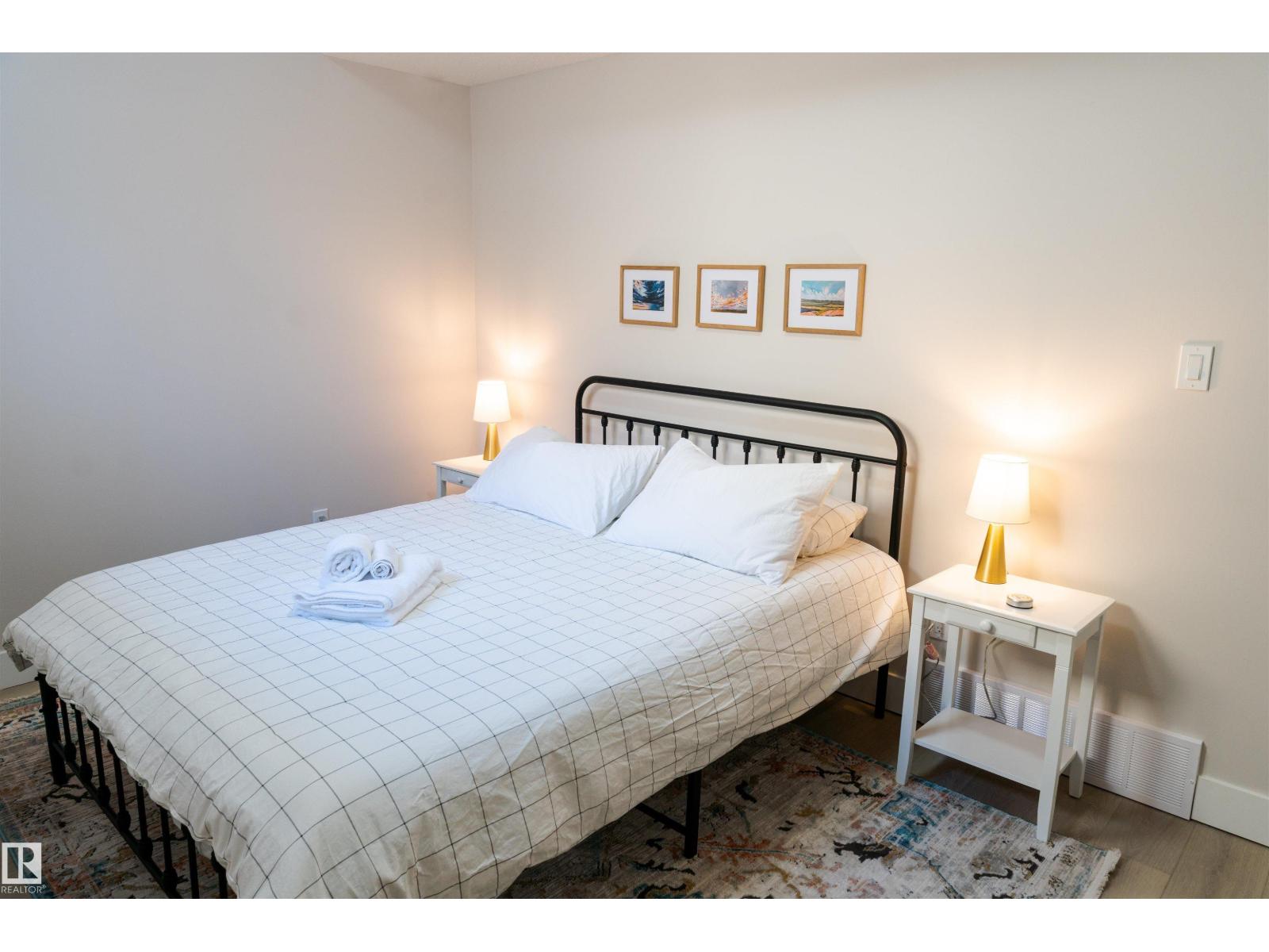 2104 160 ST SW - 47