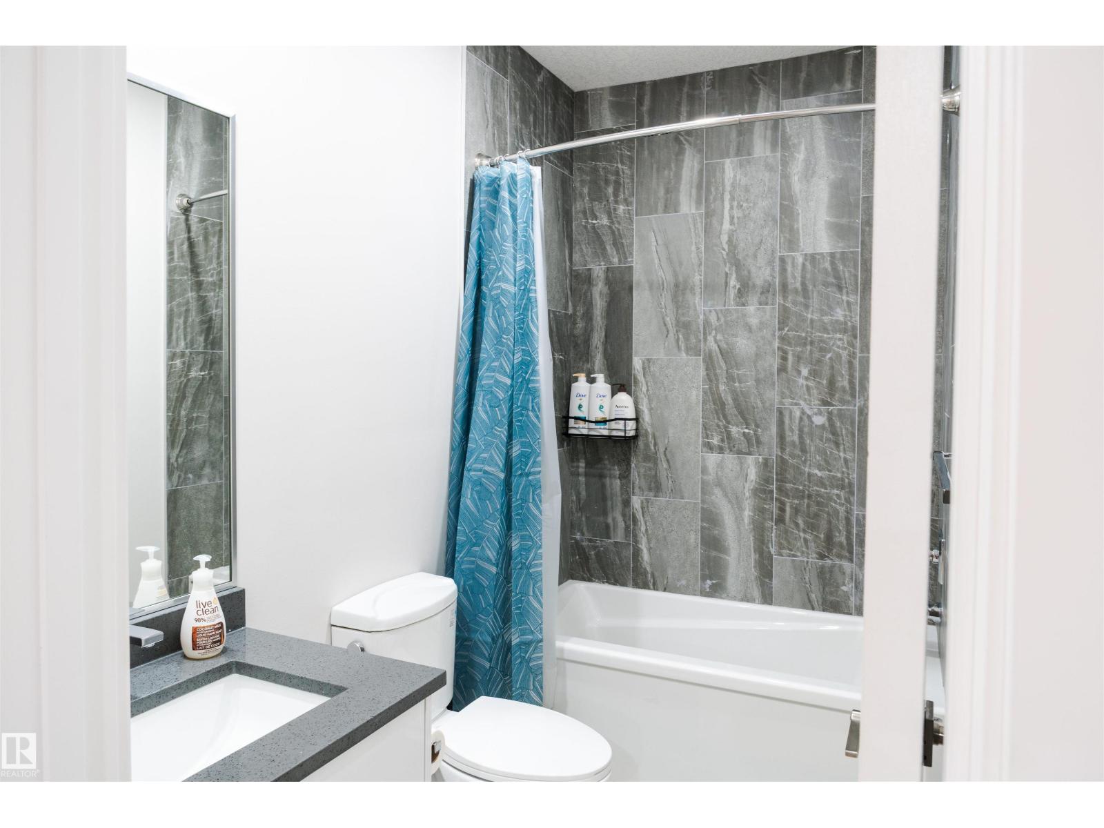 2104 160 ST SW - 44